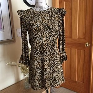 Zara dress ( from the Trifulac collection ).